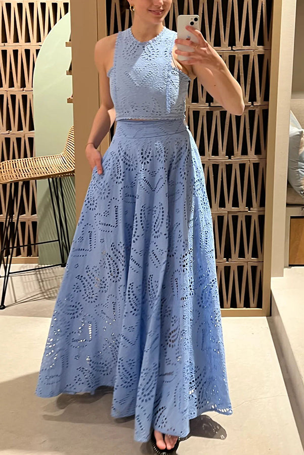 Paris Dreaming Embroidered Lace High Rise Elastic Waist Pocketed Maxi Skirt 