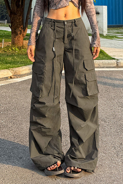Military Green High-Waisted Cargo Pant