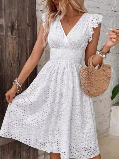 7 Colors Lace Flutter Sleeve V-neck Midi Dress