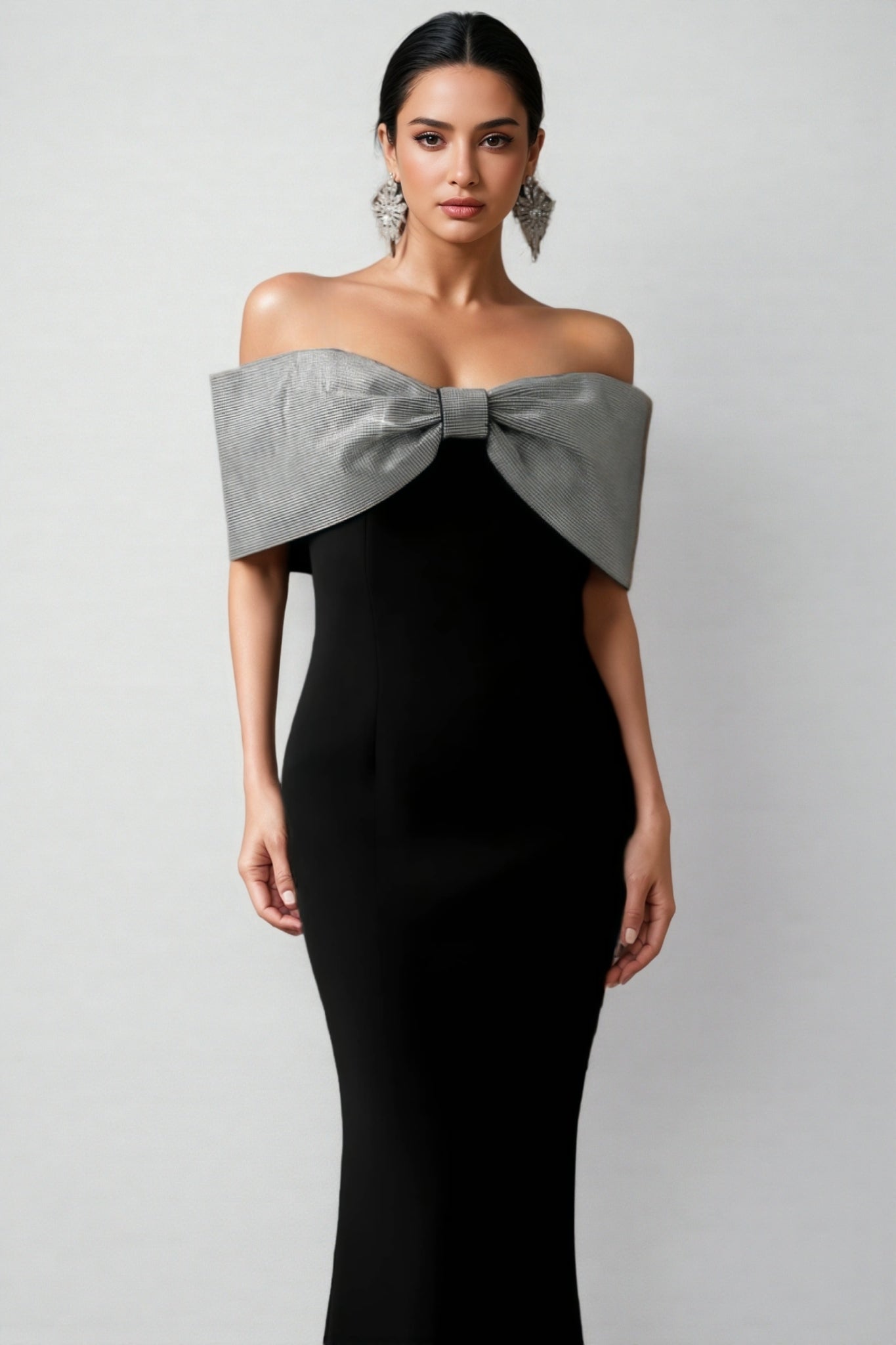 Rydad Bow Diamond Slim Maxi Dress