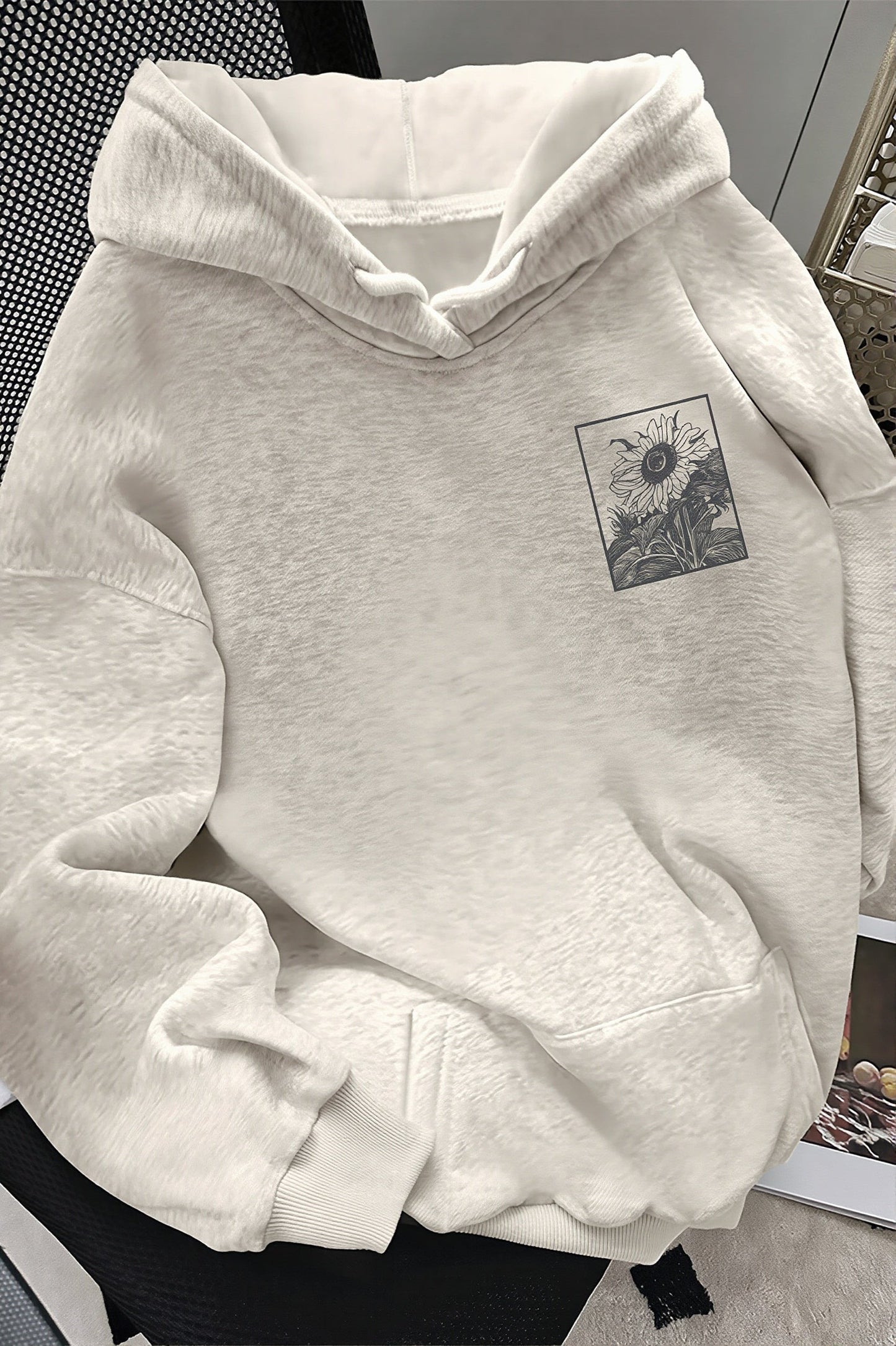 Vintage Graphic Loose Pullover Hoodie