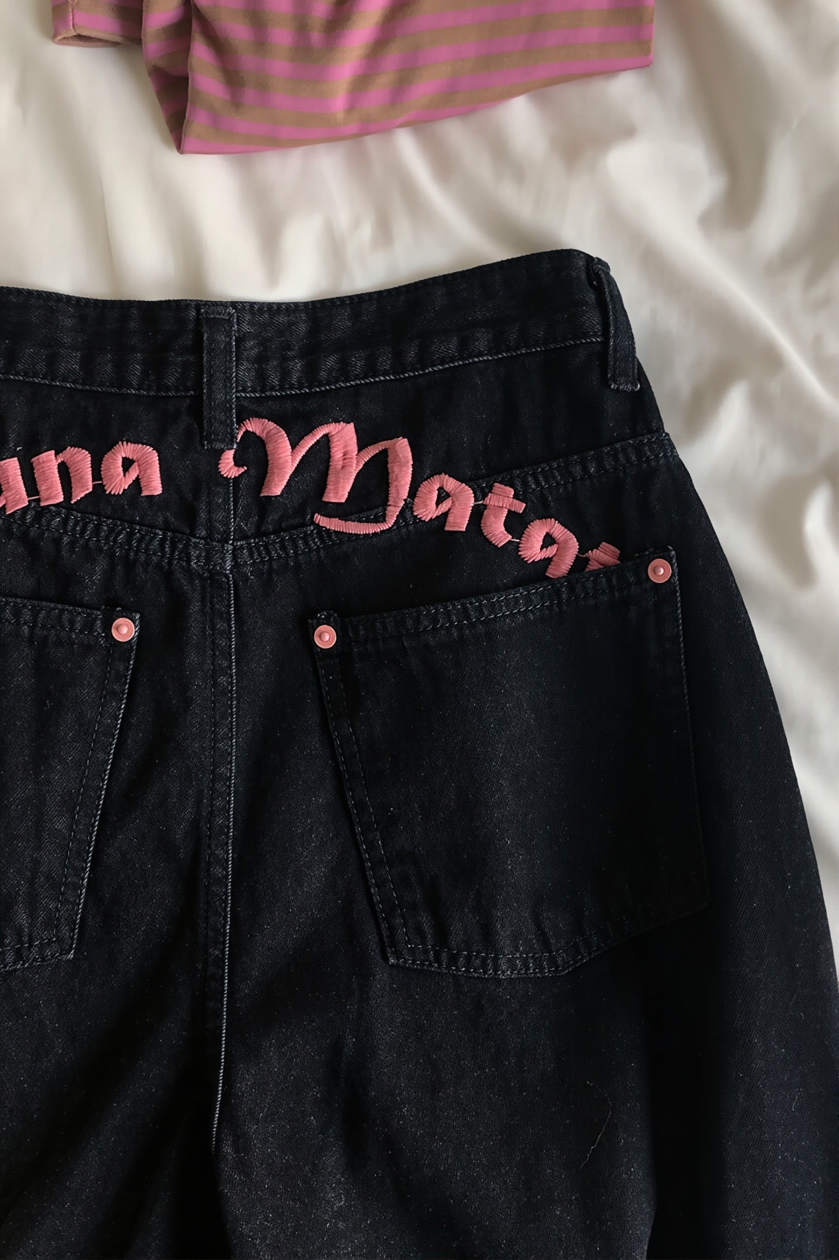 High Waist Letter Embroidery Slim Jeans