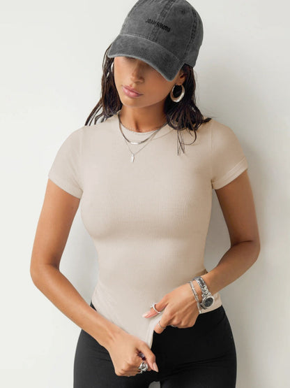Thread Short Sleeve Slim-fit T-shirts