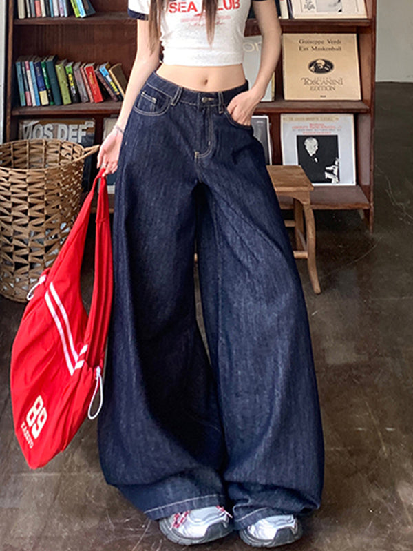 Loose-Fitting Boyfriend Jeans