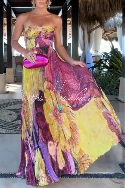 Vibrant and Bold Floral Print Sweetheart Neck Pleated Maxi Dress