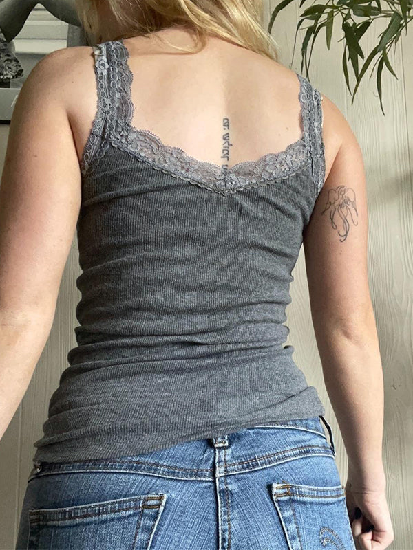 Dark Style Graphic Print Lace Trim Gray Tank Top