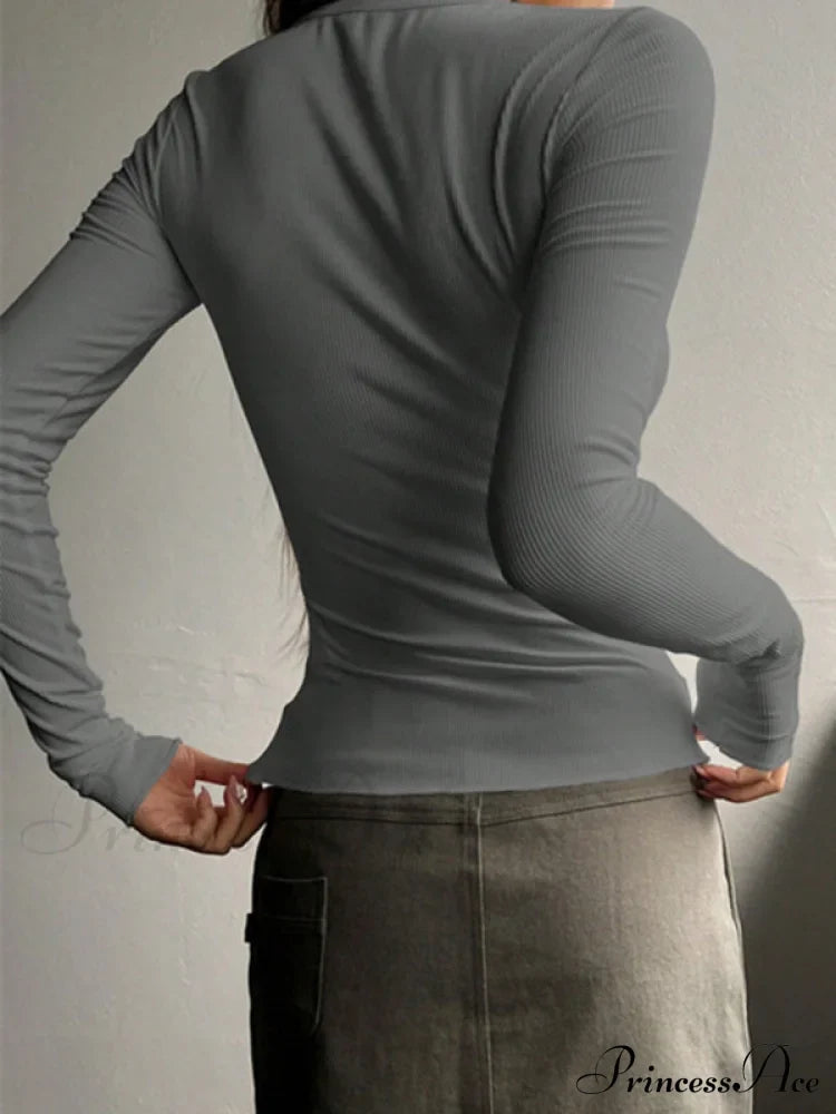 buttoned top U-neck long-sleeved knitted for women
