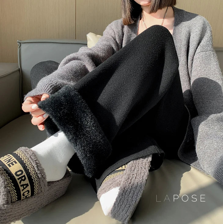 Avarie Cozy Wide-Leg Pants